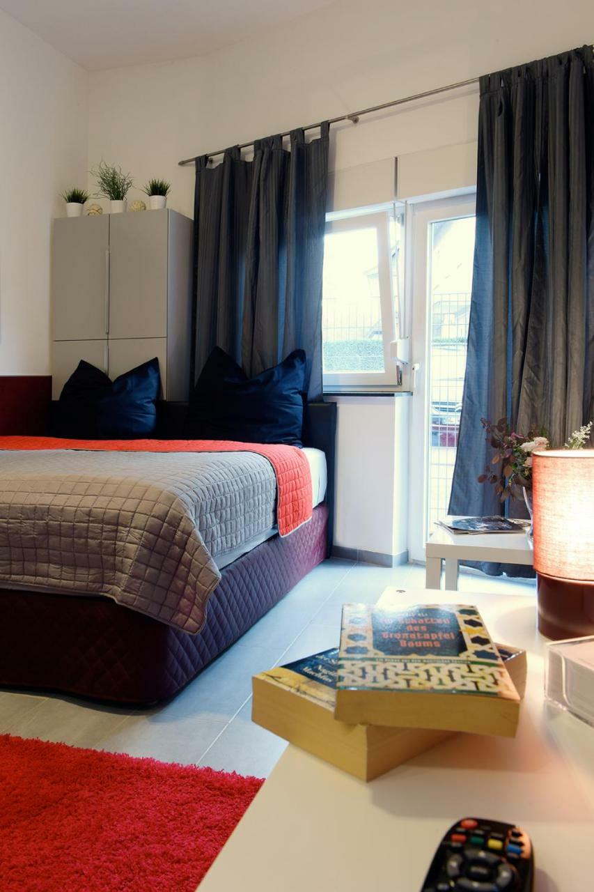 Haus Gronau Appartement Bergisch Gladbach Buitenkant foto