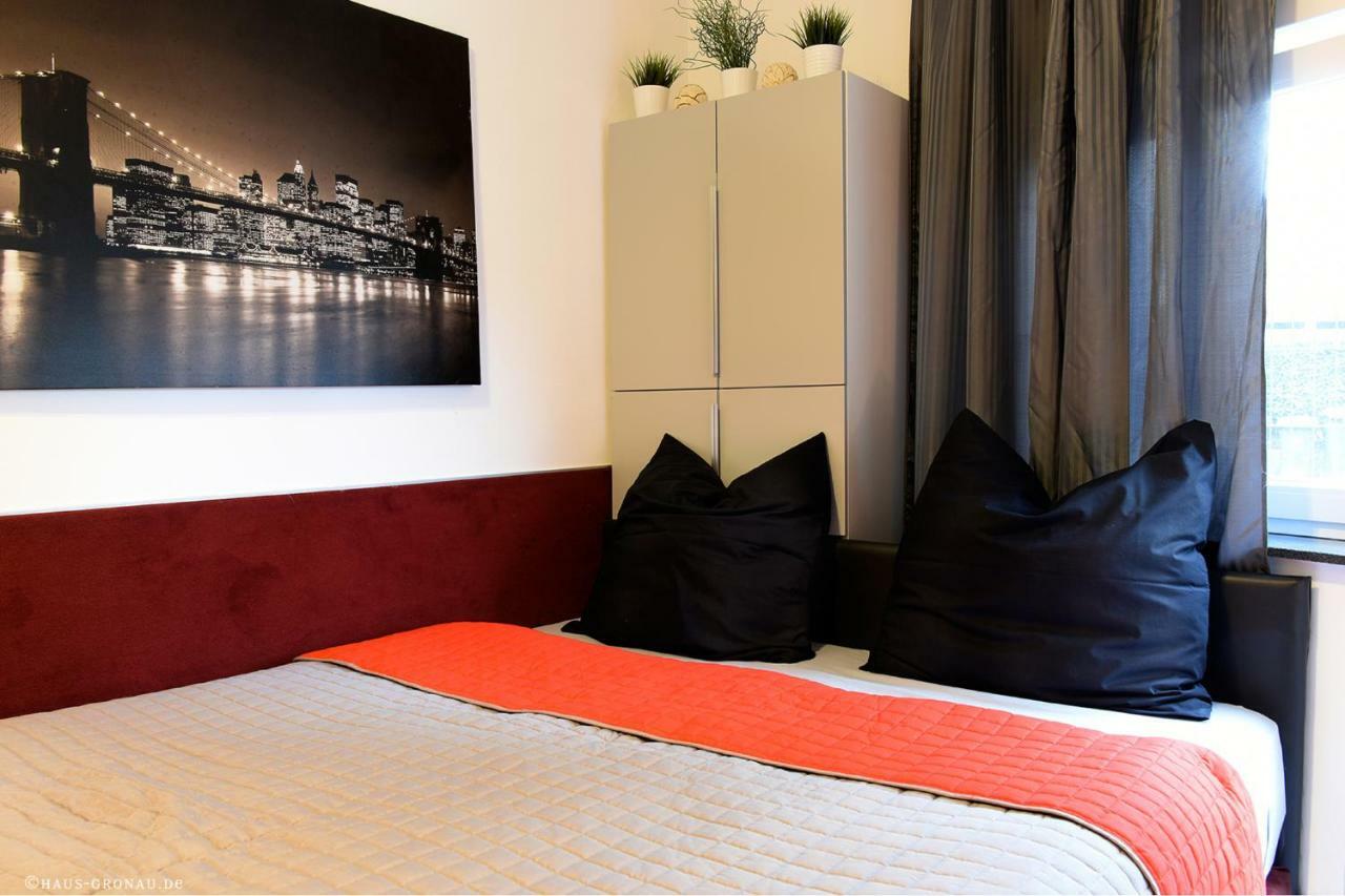 Haus Gronau Appartement Bergisch Gladbach Buitenkant foto